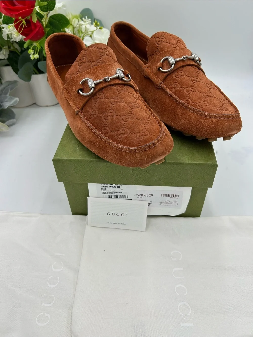 Gucci embossed comes refined